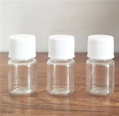 5 ml caurspīdīga PET parauga pudele ar vāku