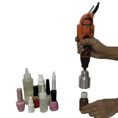 Skrūvējamo vāciņu aizdares mašīna